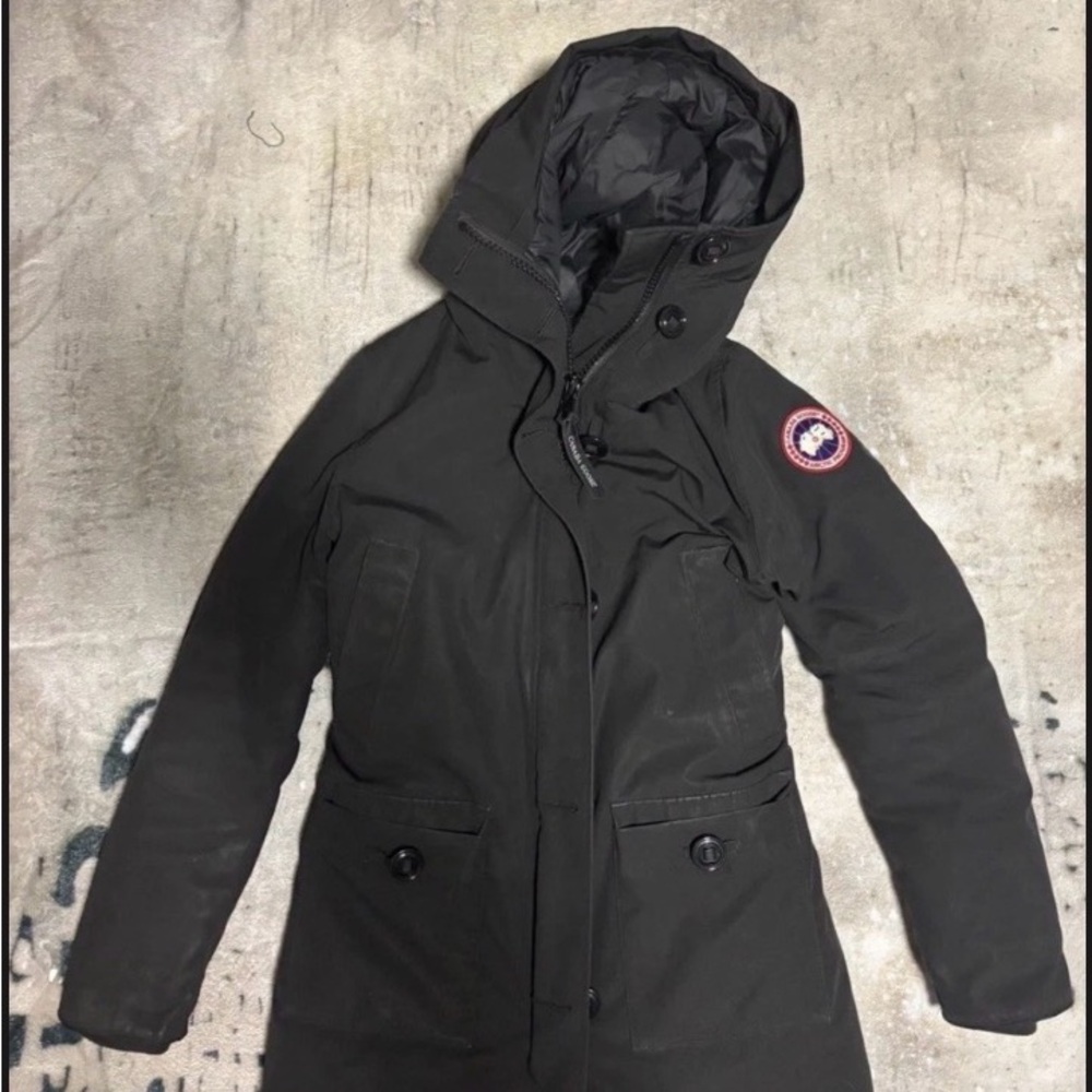 Canada Goose Women's Black Hooded Ski Jacket